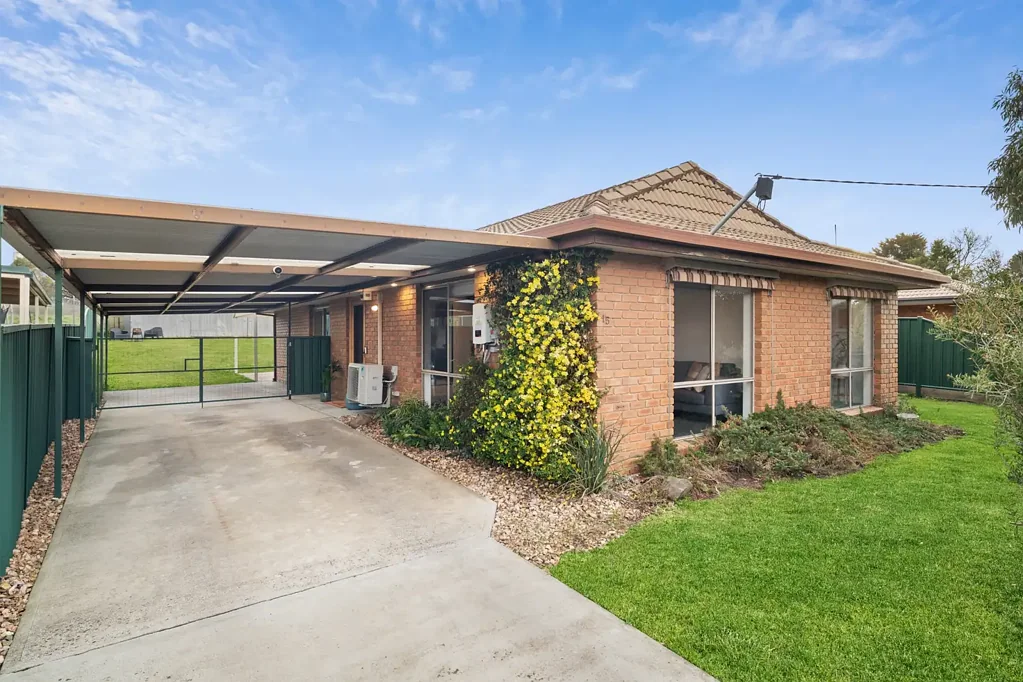 15 Palmer Place, Kyneton, VIC 3444
