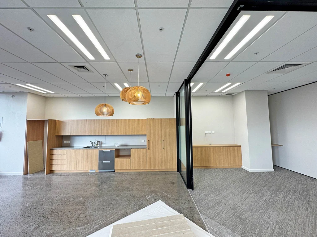 Takapuna  QUALITY GROUND FLOOR HURSTMERE ROAD OFFICE