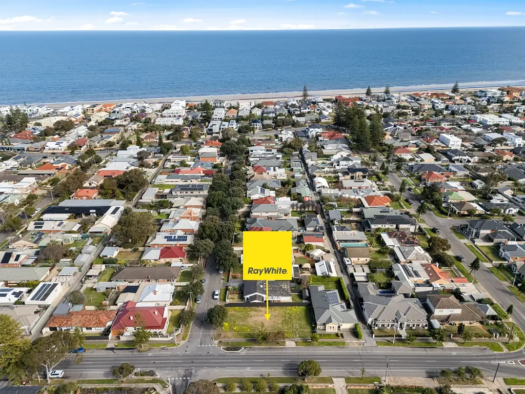 Henley Beach BUILD YOUR DREAM HOME OR REDEVELOP IN A PRIME HENLEY BEACH POSITION!