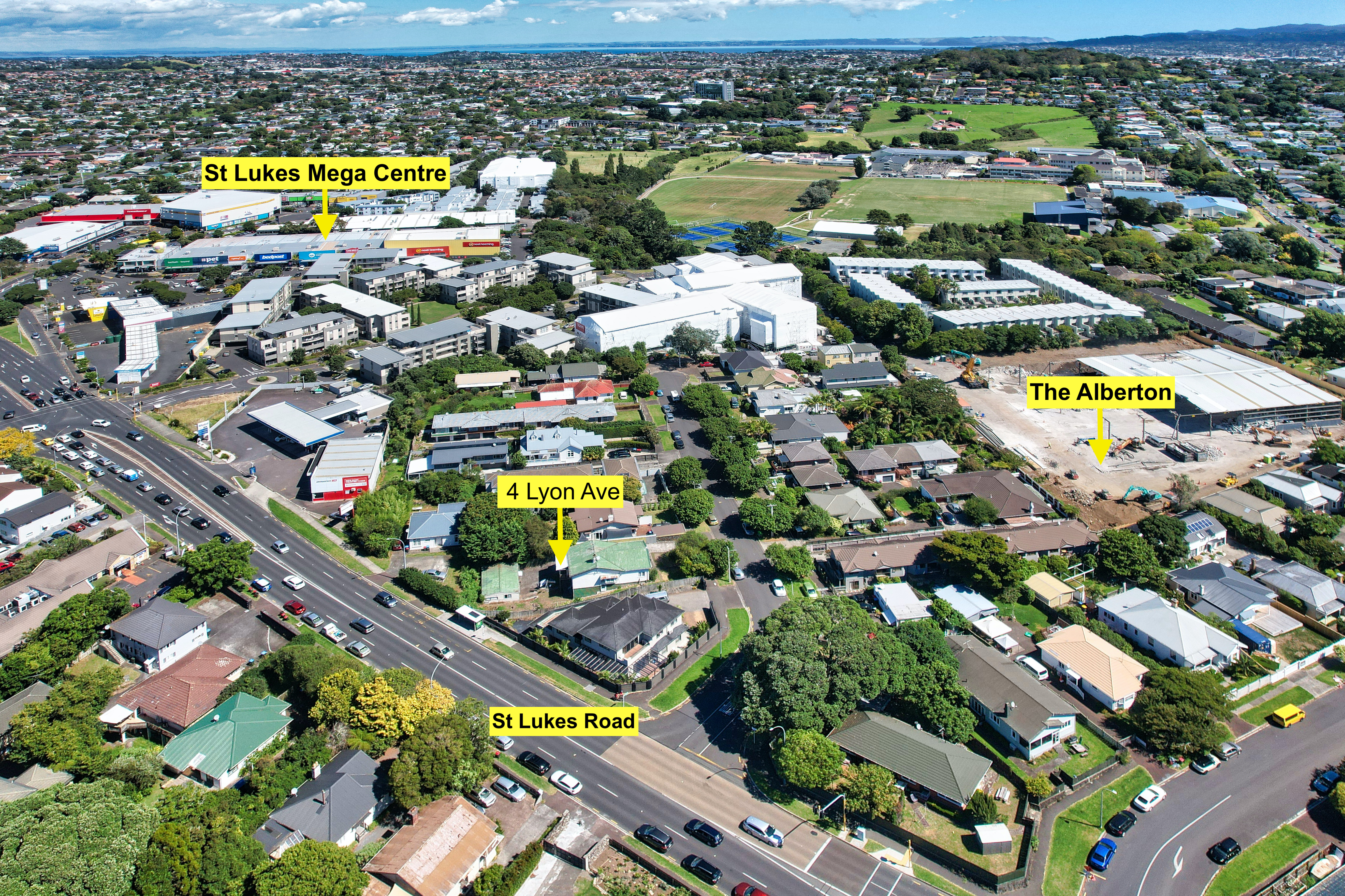 4 Lyon Avenue, Mount Albert, Auckland, 5 ห้องนอน, 2 ห้องน้ำ, House