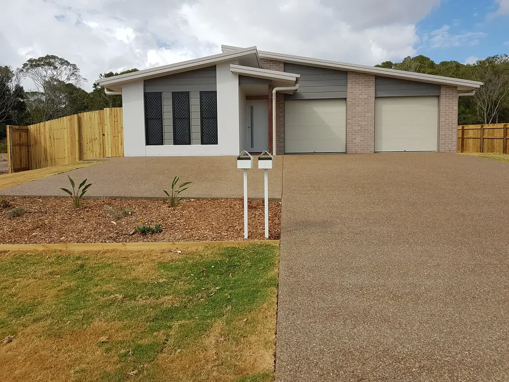 Modern 2-Bedroom Unit in Wondunna