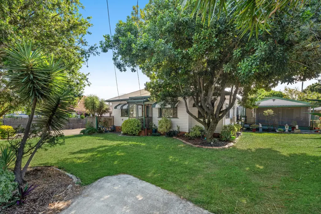 2236 Wynnum Road, Wynnum, QLD 4178