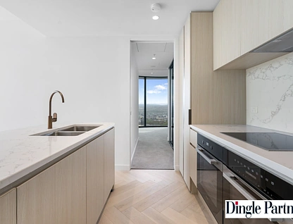 2101/63 La Trobe Street, Melbourne, Melbourne CBD, 3 Bedrooms, 2 Bathrooms, Apartment
