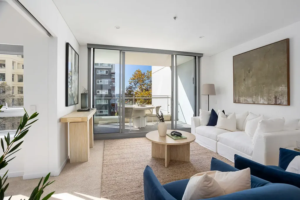Potts Point 1房 Ikon度假村地址 4楼向阳阳台 Miele电器 私人车位 游泳池健身房 步行CBD Premium Modern 1-Bed Abode In Celebrated Resort-Like 'Ikon', With Parking
