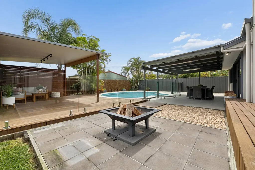 Alexandra Hills 4ਬੈੱਡਰੂਮ Your Own Private Retreat - Just in Time for Summer