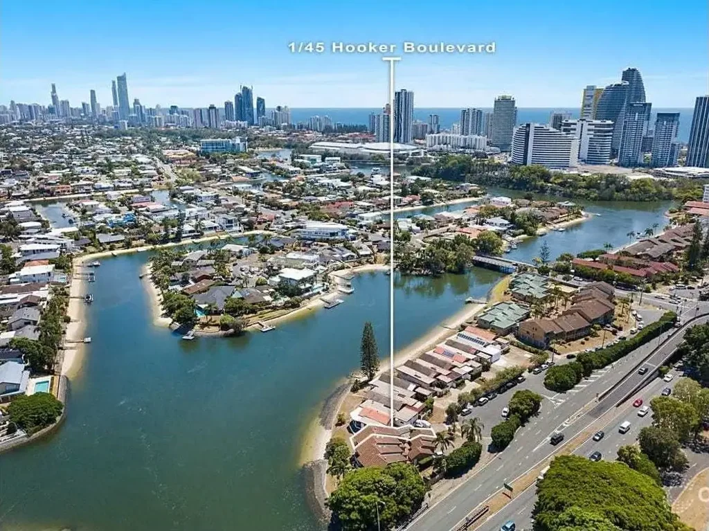 Broadbeach Waters 2कमरा Rare Waterfront Townhouse in the Heart of Broadbeach Waters