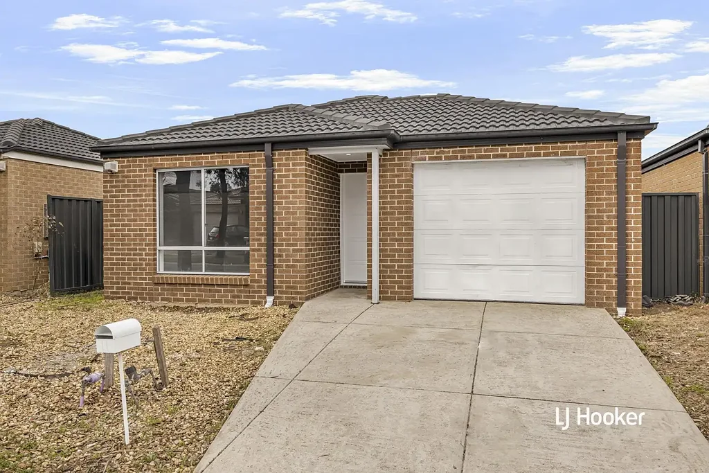 Open Plan Living with Comfort and Convenience! APPLICATIONS