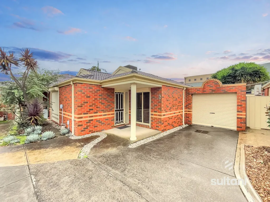 Dandenong 2 Slaapkamer Stylish, Low-Maintenance Living in the Heart of Dandenong