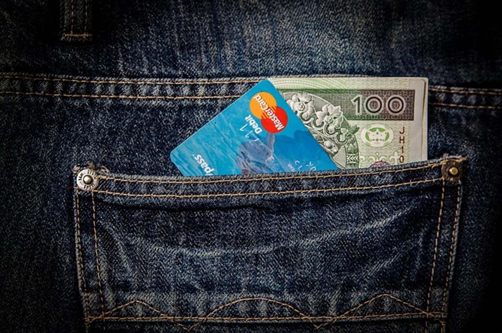 ANZ：客户刷卡消费金额萎靡，建筑业大幅倒退