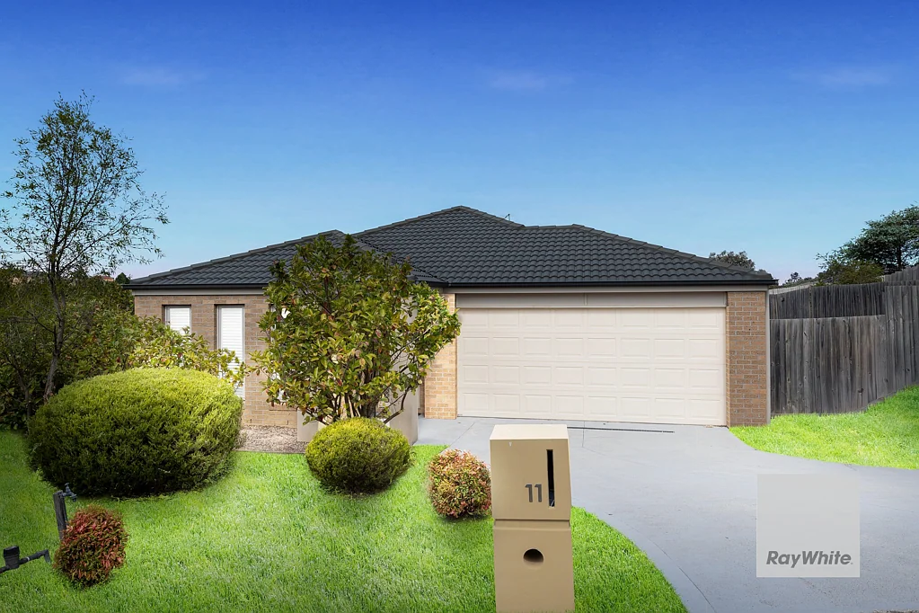11 Glastonbury Drive, Sunbury, VIC 3429