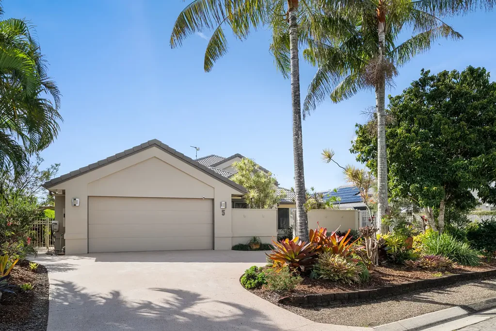 Maroochydore 5Phòng ngủ North-Facing, Waterfront Position in Portland Quay