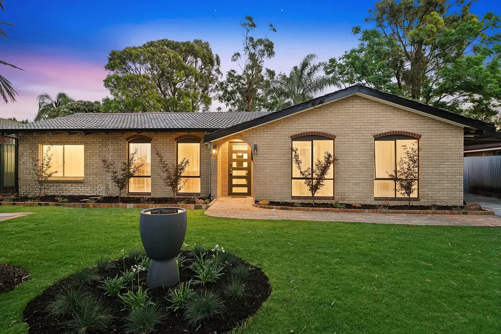 7 Dural Way, Armadale, WA 6112