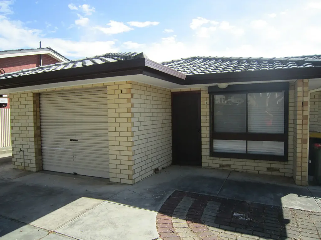 2 Bedroom Unit in small group