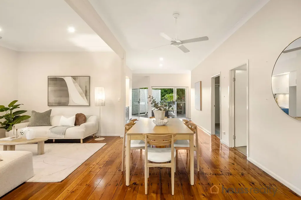 Graceville 4 Bedroom Timeless Charm in Premium Parklands Location