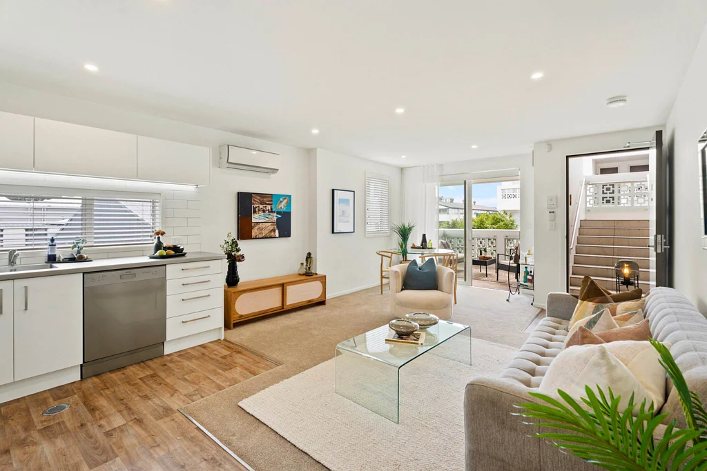 Ellerslie 2房  LOW LOW RESERVE @ $645,000