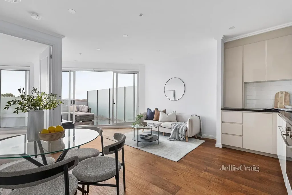 302/105 Upper Heidelberg Road, Ivanhoe, VIC 3079
