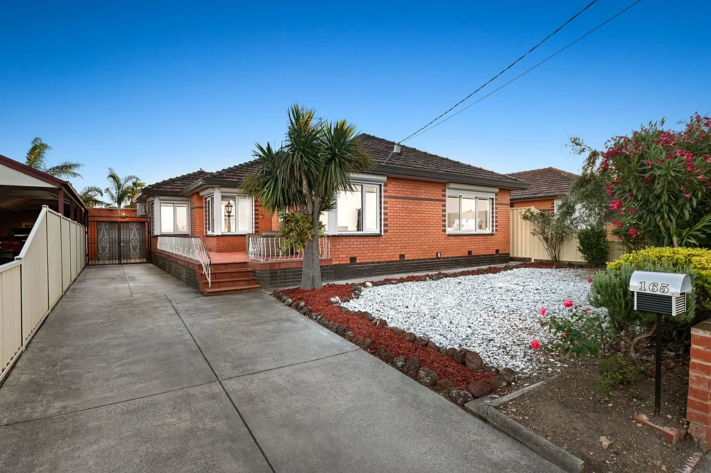 165 Kingsway Drive, Lalor, VIC 3075