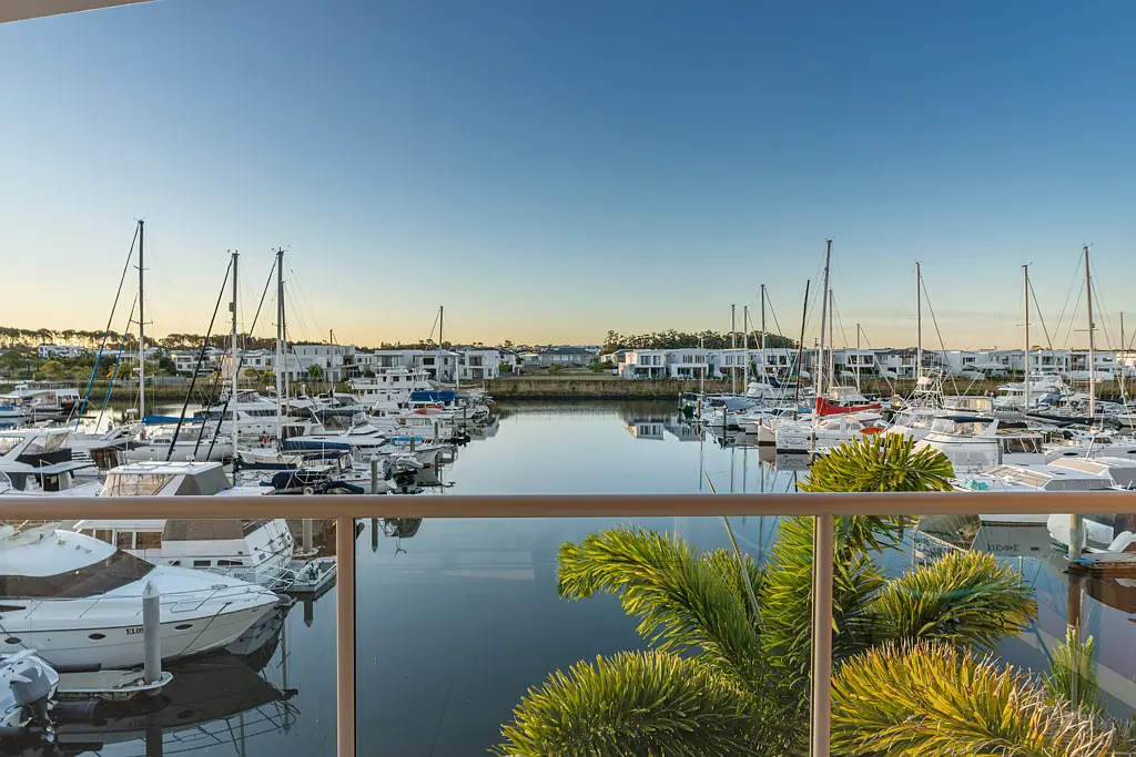 104 John Lund Drive, Hope Island, QLD 4212