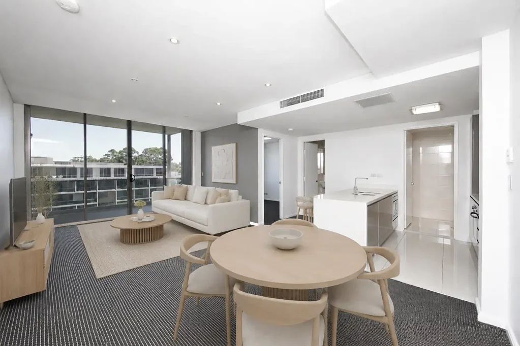 Well maintained apartment in executive block
