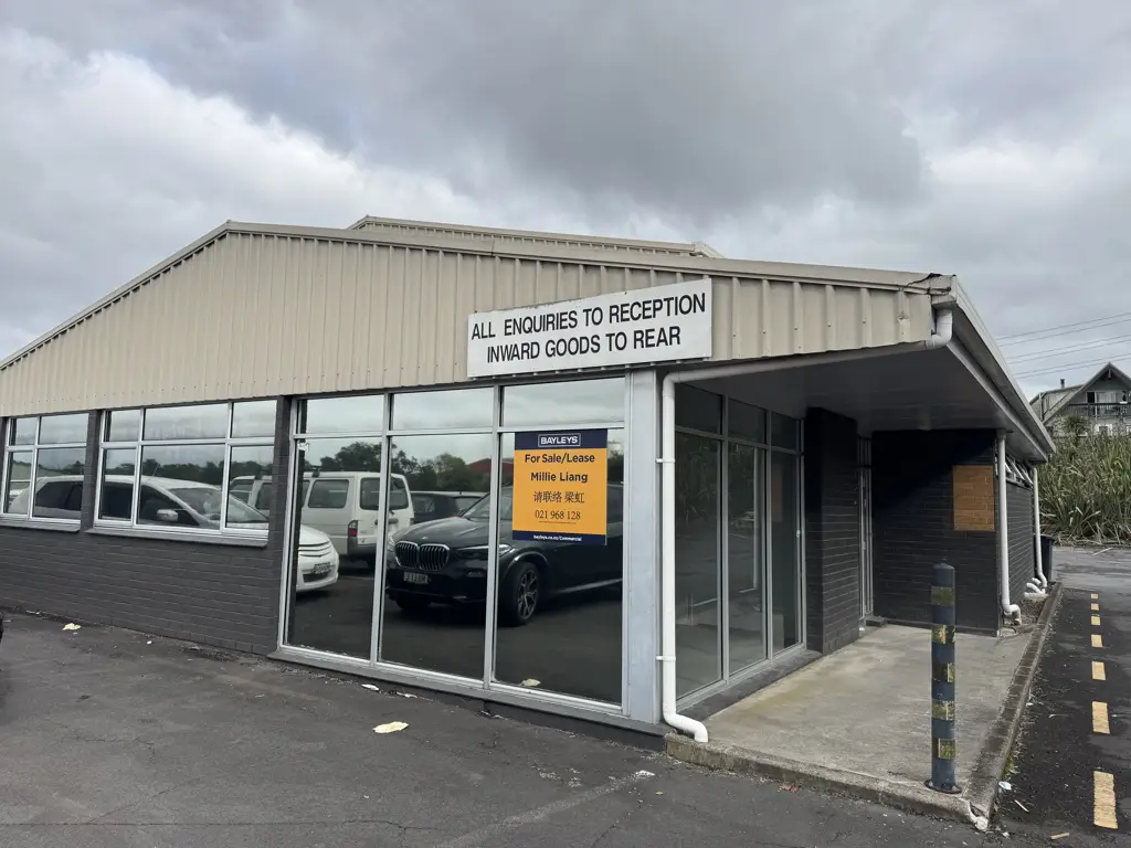 Glendene Glendene Warehouse with Showroom for Lease