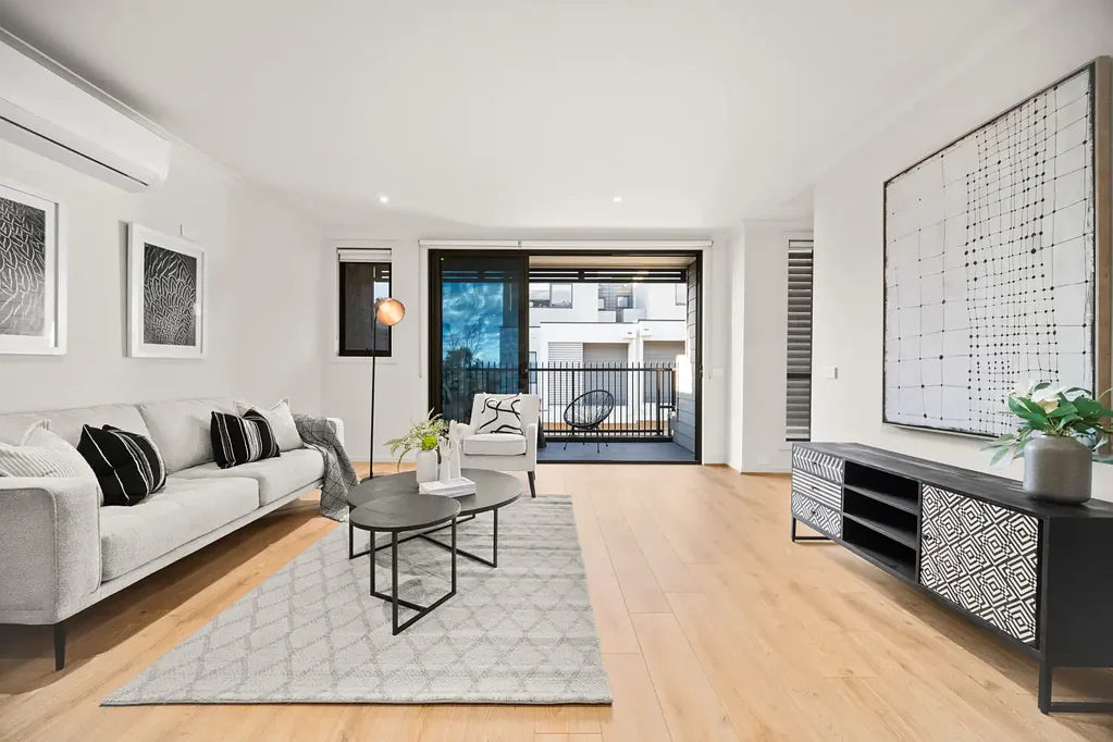 Doncaster 3બેડરૂમ Contemporary Townhouse Elegance in Prime Doncaster