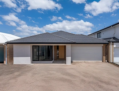 27 Fernside Drrive, Diggers Rest, North West Melbourne, 3部屋, 2バスルーム, House