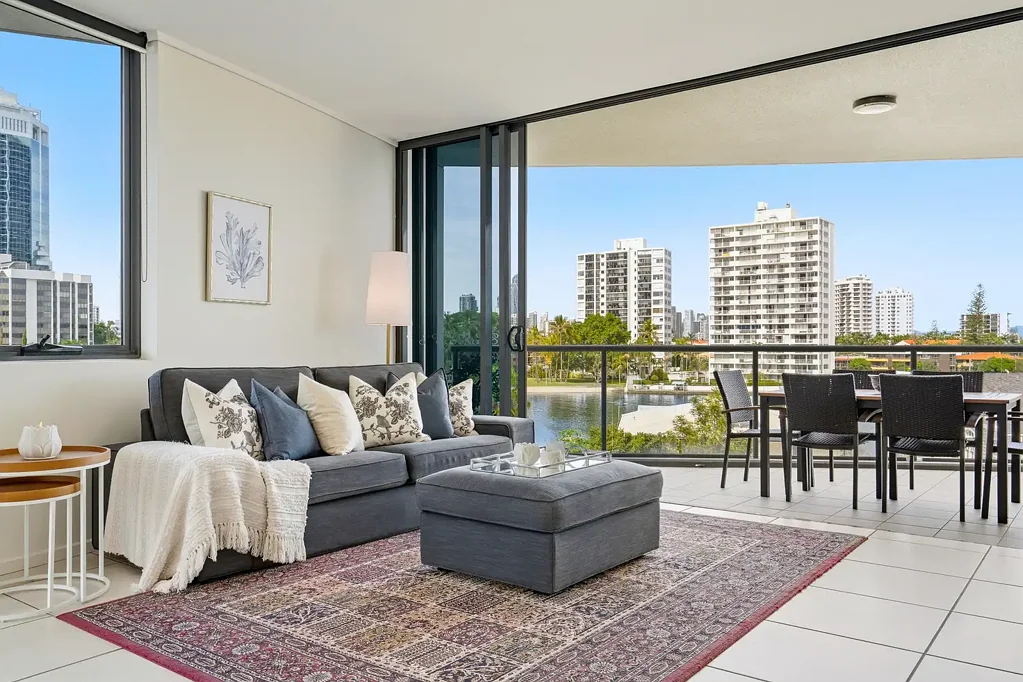 Surfers Paradise 3બેડરૂમ Boutique Riverfront Living with Panoramic 180-Degree Views