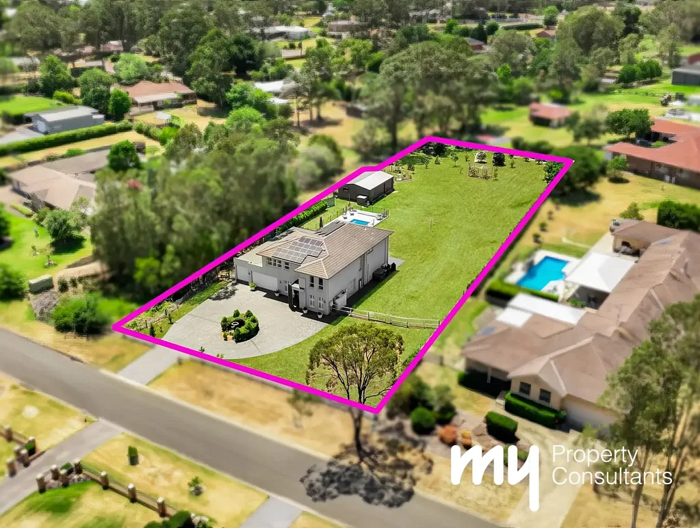 44 Sickles Drive, Grasmere, NSW 2570