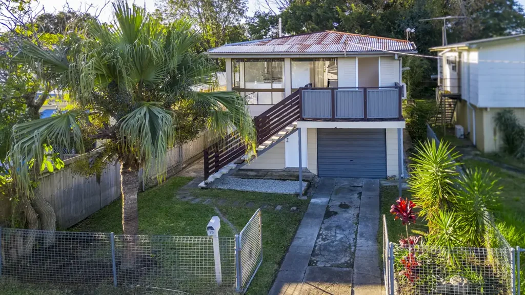 Caboolture South 3 Slaapkamer Move-In Ready Family Home with Future Potential in a Prime Location