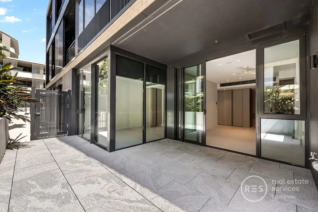 Courtyard Living at NINE by Mirvac | Stylish 1-Bedroom Apartment