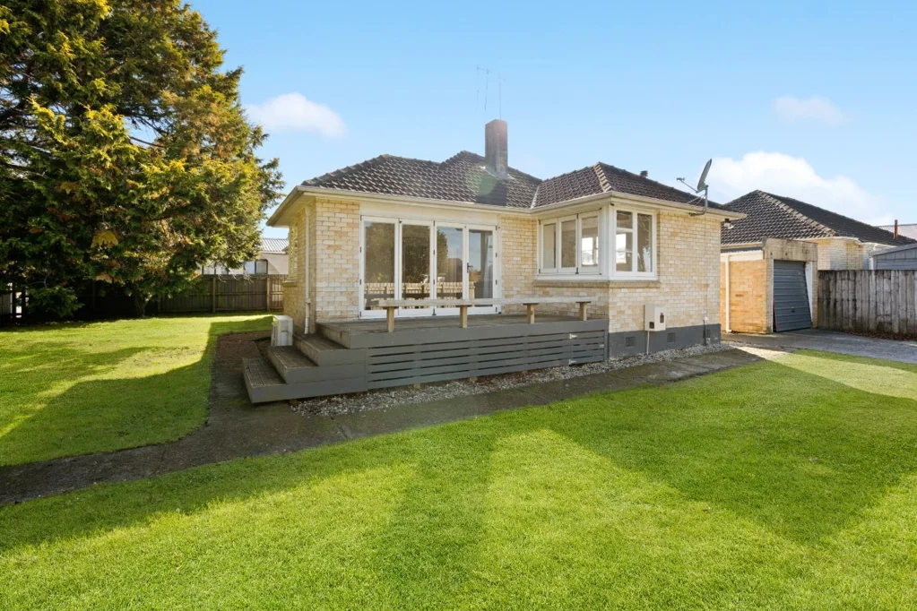2 Kenney Crescent, Fairfield, Hamilton, Waikato