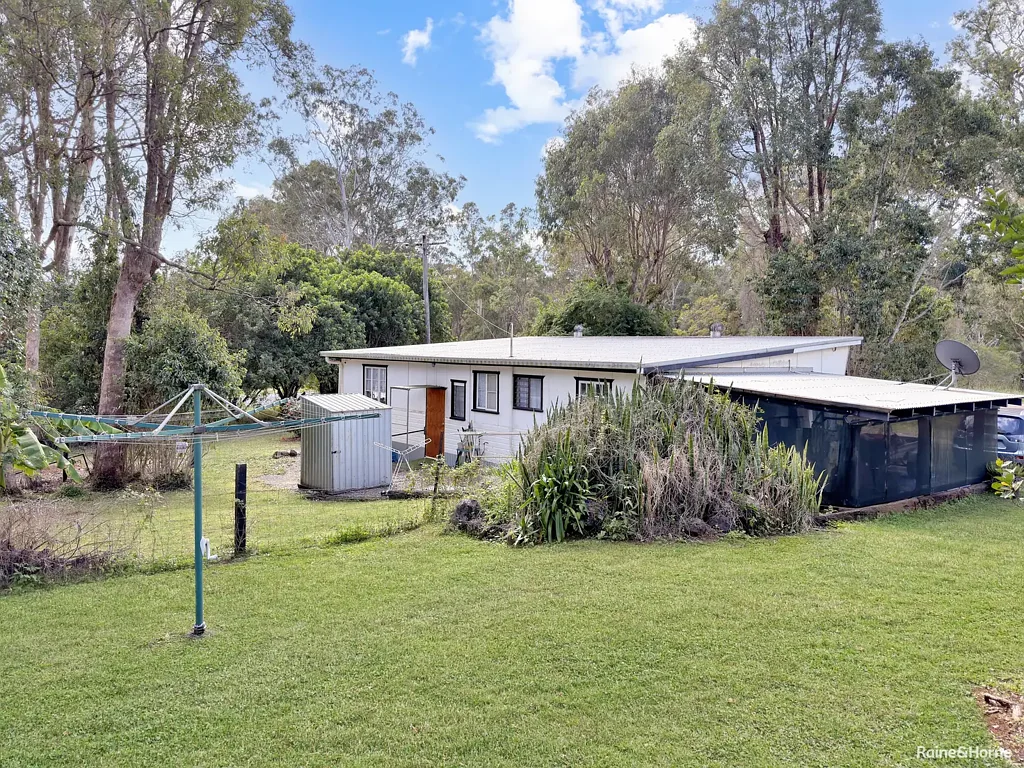 Ravenshoe 3कमरा A Piece of Ravenshoe History with Space and Potential