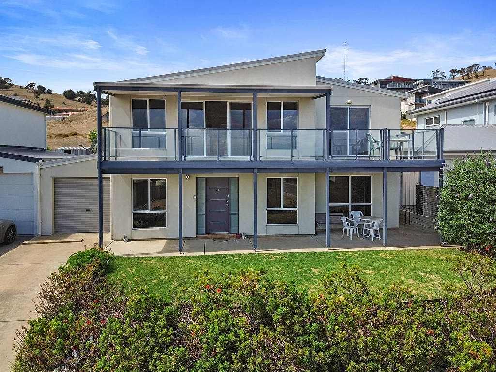 Normanville 4房  Light Filled Family Home or Holiday Escape