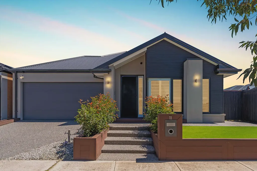 11 Tangelo Street, Mickleham, VIC 3064