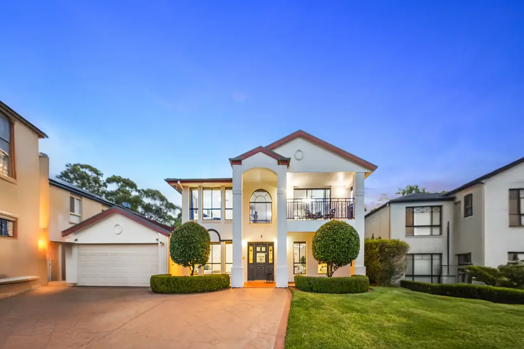 Belrose 4chambre Luxury Family Oasis with Panoramic Views in Exclusive Belrose