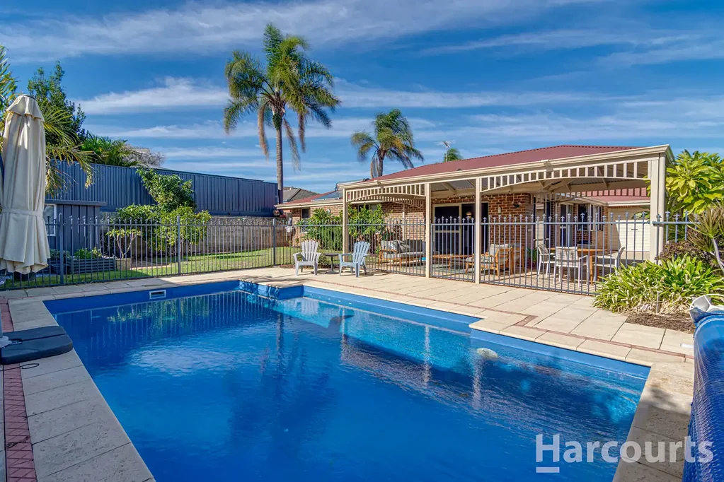 Currambine 4ห้องนอน UNDER OFFER UNDER OFFER UNDER OFFER