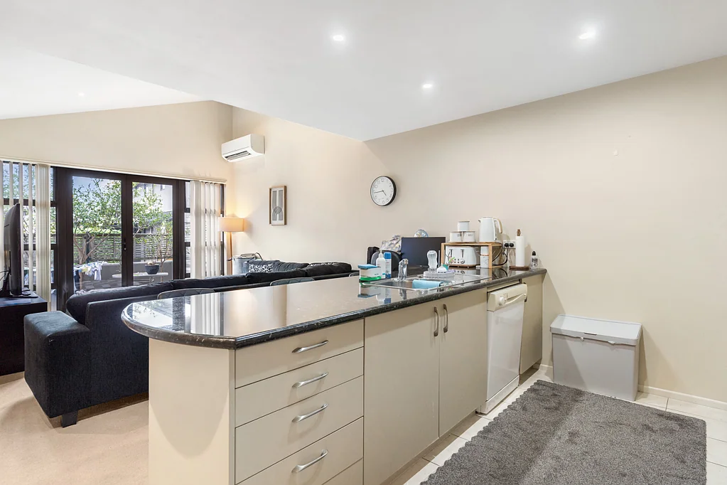 Papatoetoe 1 Bedroom Make Your Offer!