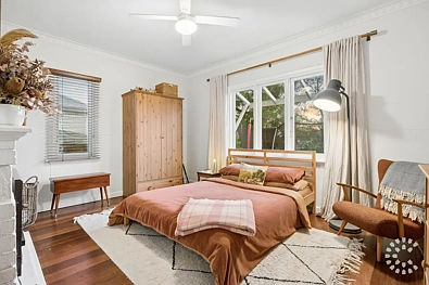 8 Howson Street, Hilton, WA 6163, 4房, 2浴, House