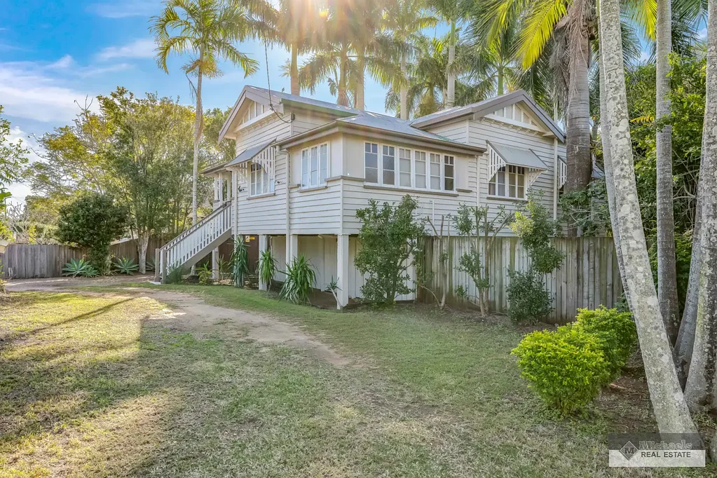 Bundaberg West 3Kwarto Tropical Oasis in the Heart of Town