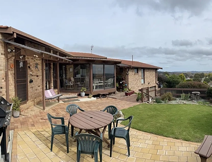 9 Bates Avenue, Glen Innes, NSW 2370, 4 ਕਮਰੇ, 2 ਬਾਥਰੂਮ, House