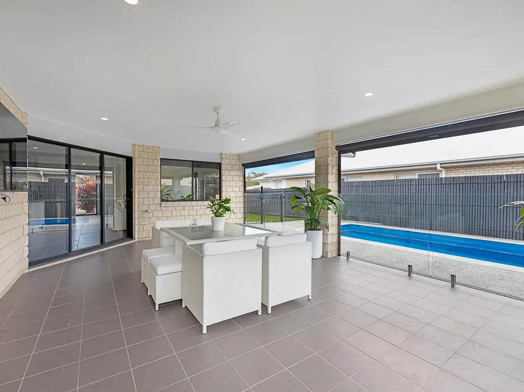 65 Pantlins Lane, Urraween, QLD 4655