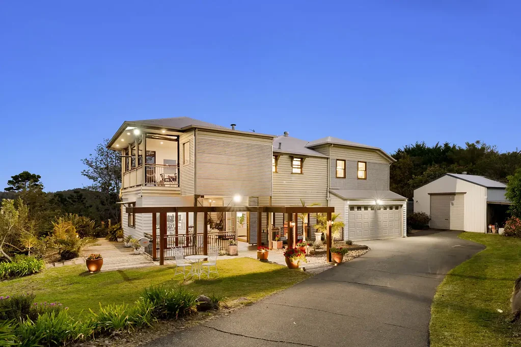 Beechmont 5Zimmer A Timeless Queenslander Haven in the Heart of Beechmont