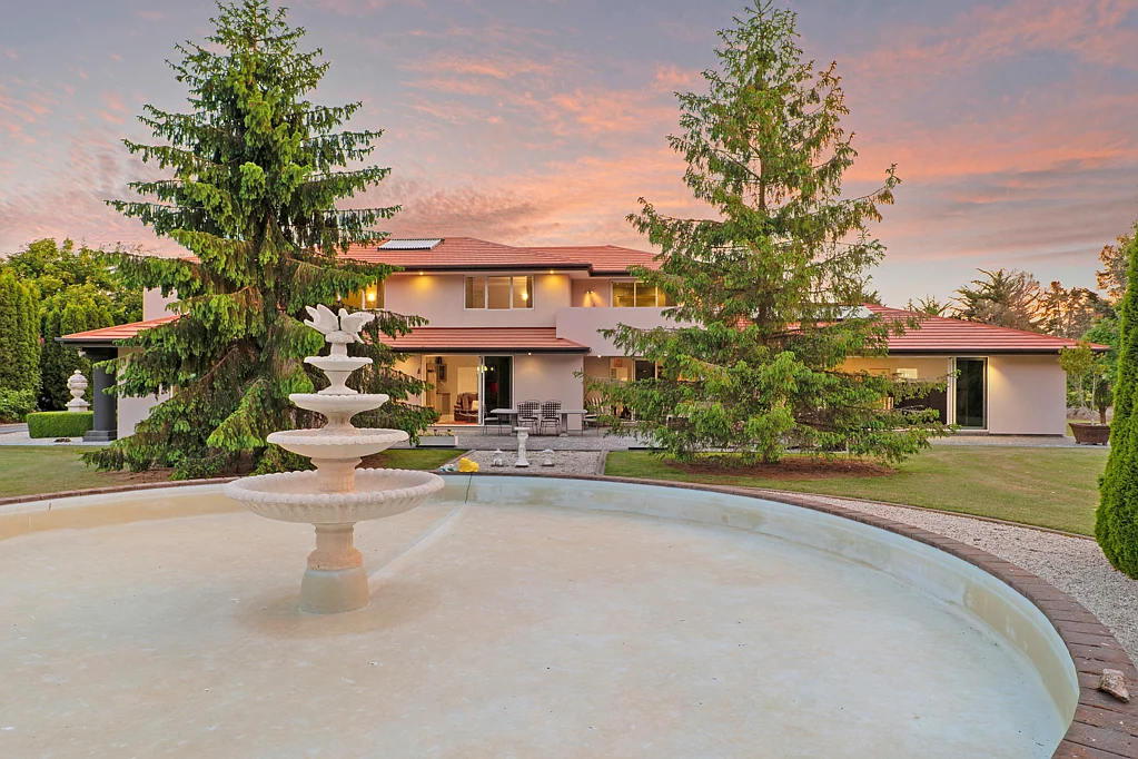 Kaiapoi 4غرفة نوم She's Big, Beautiful & Must be Sold!