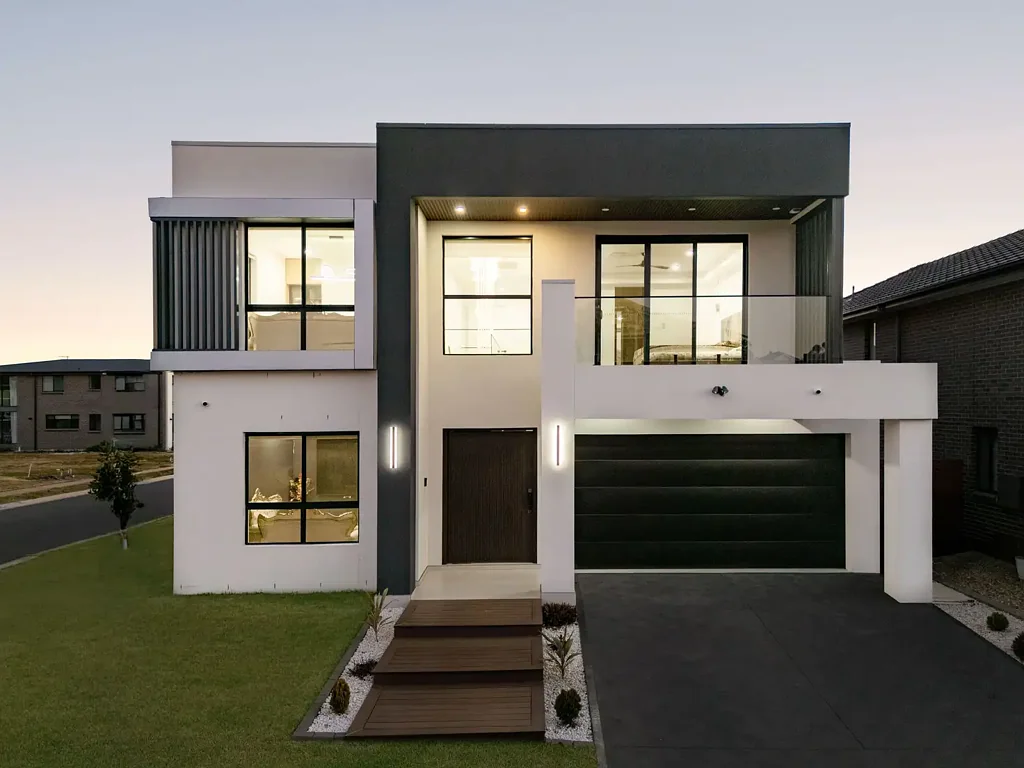 102 Somervaille Drive, Catherine Field, NSW 2557