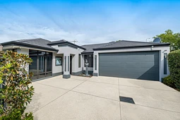 11B Regent Way, Mount Pleasant