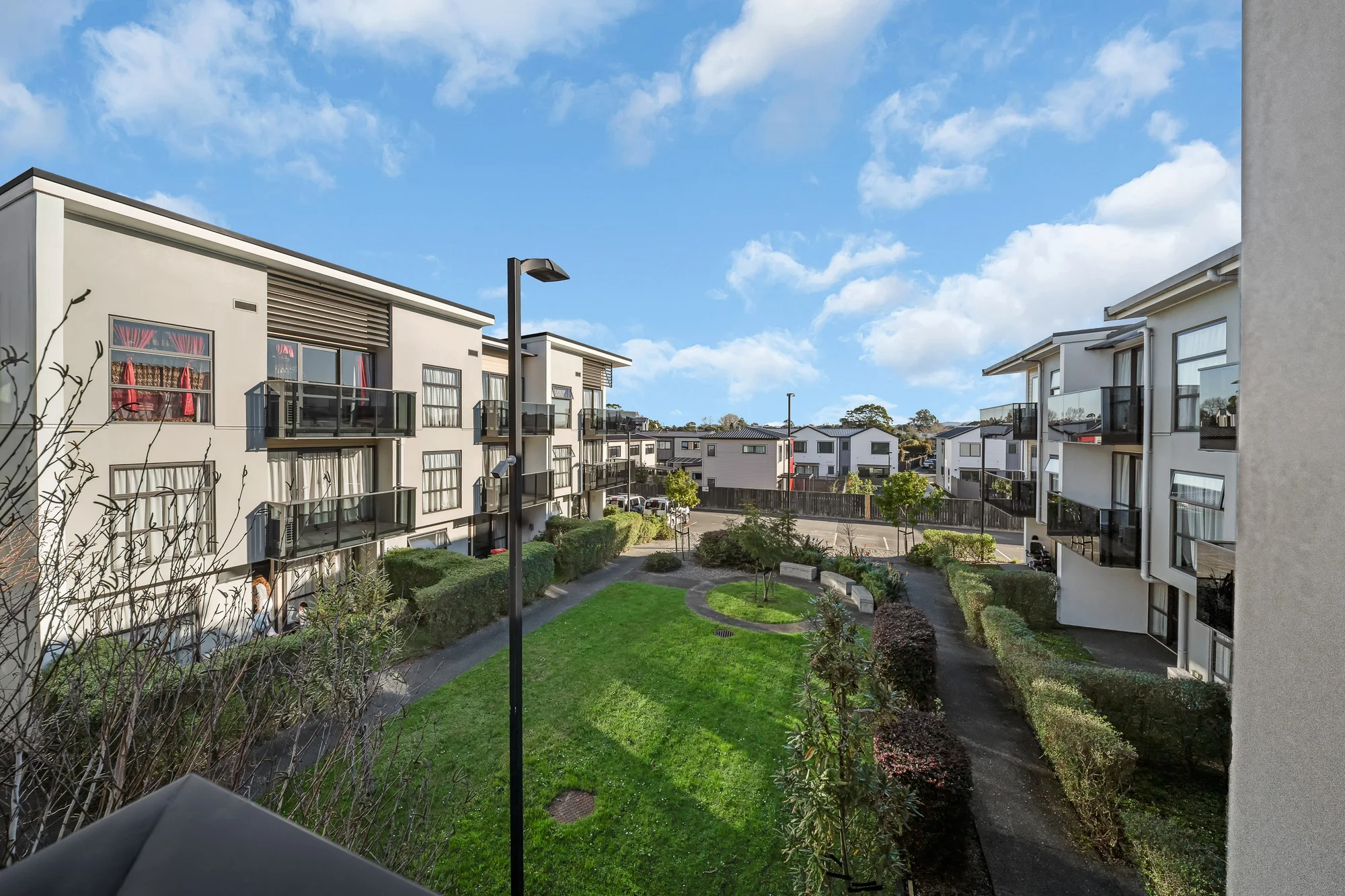 Mangere 2બેડરૂમ Serious Vendor - Corner Apartment