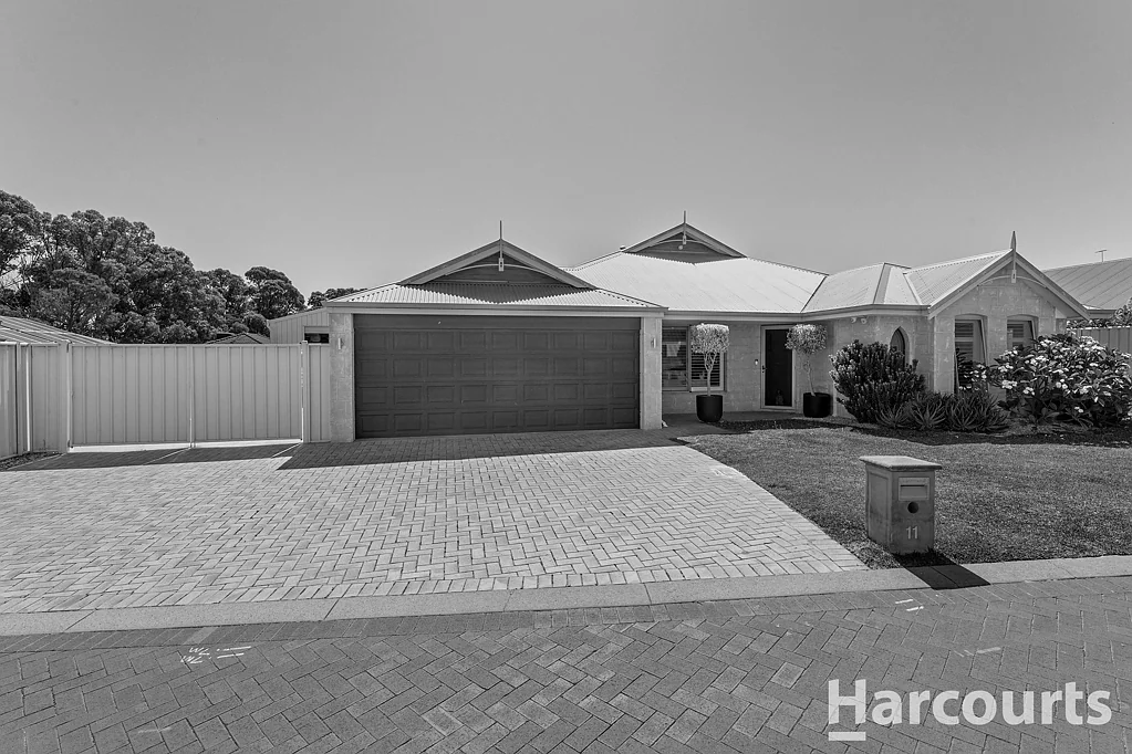 11 Hopetoun Bend, Dawesville, WA 6211