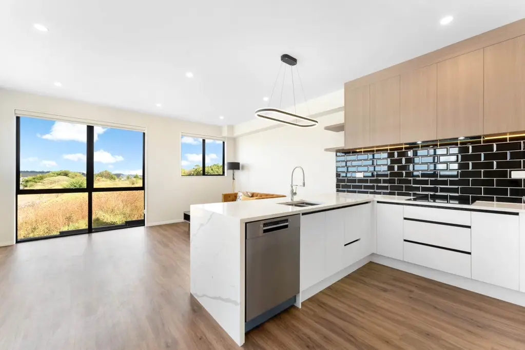 Hobsonville 4침실 Elegant End Terrace Living - Top Floor Sea Views