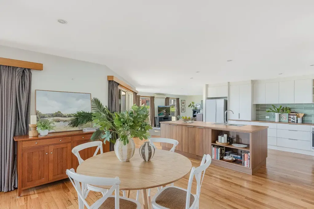 Tura Beach 4 Bedroom 288 Pacific Way, Tura Beach.