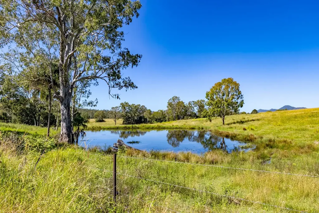 Glastonbury 5 Bedroom "BELFORD" 183 Scenic Acres...$1.7m+